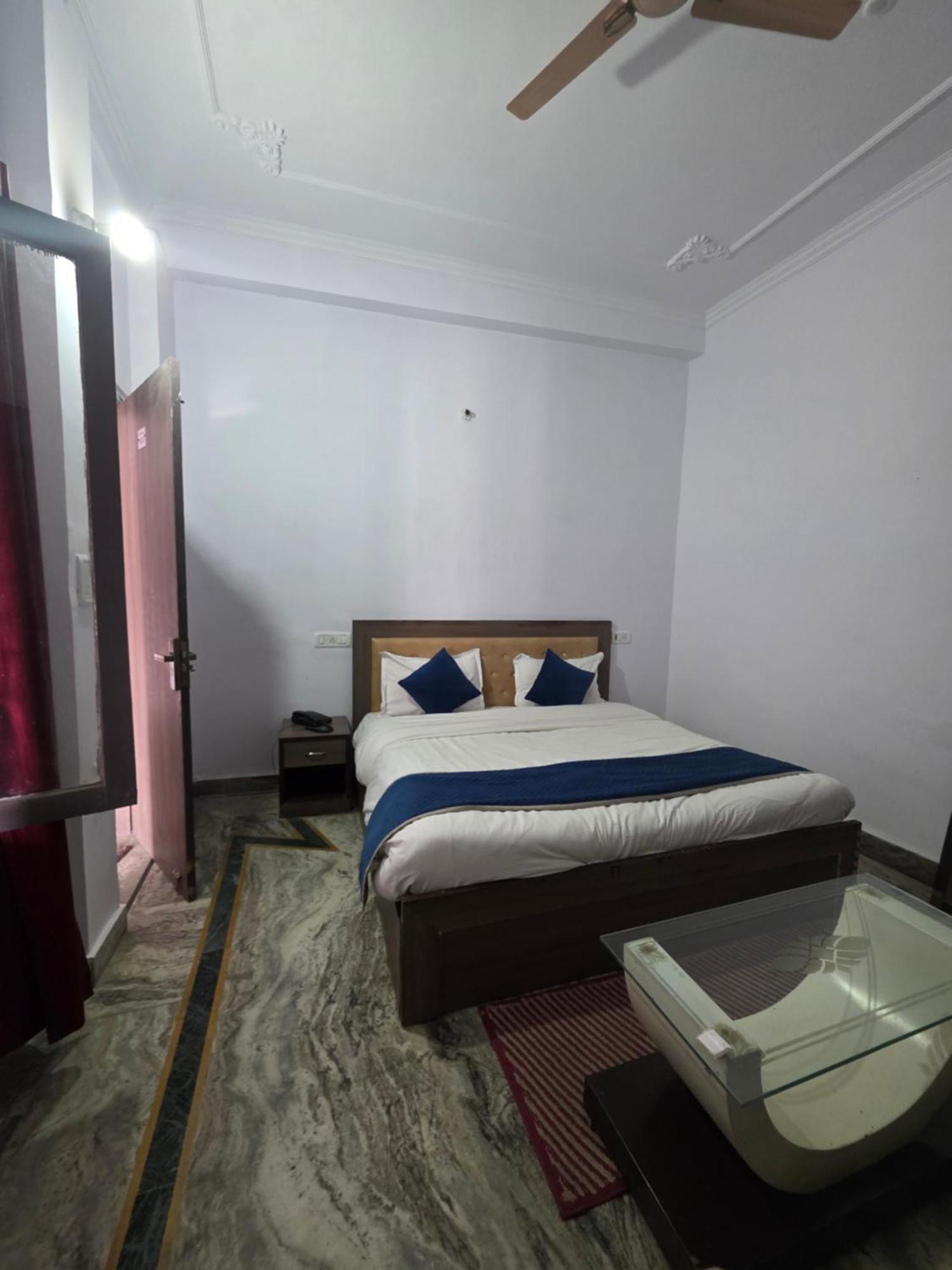 Siddhi Vinayak Hotel And Banquet Бхімтал Екстер'єр фото